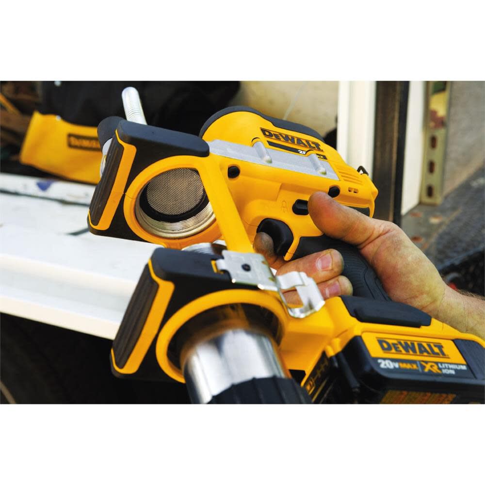 dewalt-20v-max-lithium-ion-grease-gun-kit-dcgg571m1-detail-view-6