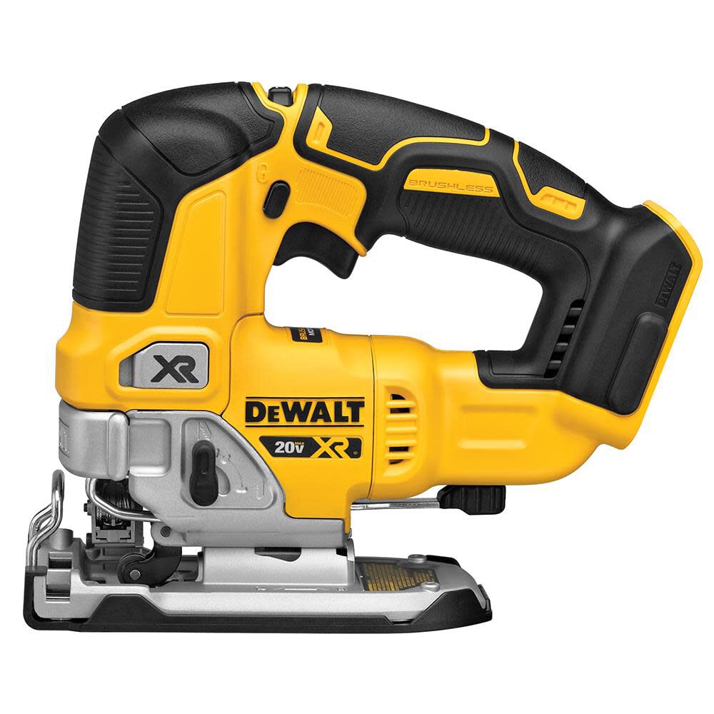 dewalt-20v-max-xr-3-tool-woodworking-brushless-kit-dck300p1-detail-view-4
