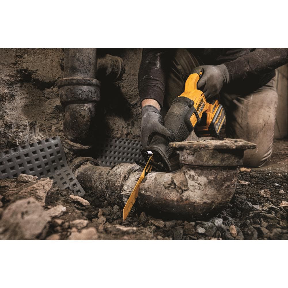 dewalt-flexvolt-60v-max-brushless-cordless-reciprocating-saw-kit-dcs389x1-detail-view-5